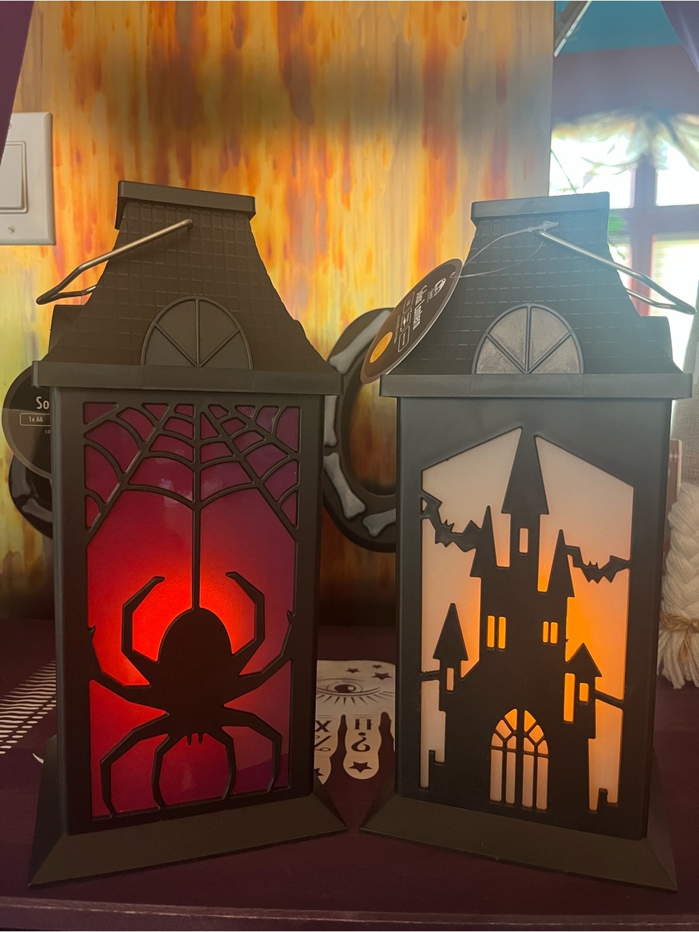 2-Pc Large Solar LED Halloween Lanterns - Spider & Haunted Castle NWT